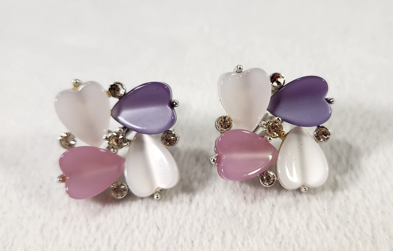 Lisner Signed 4 Heart Purple Pink White Lucite & Rhinestones Earrings Screw Back