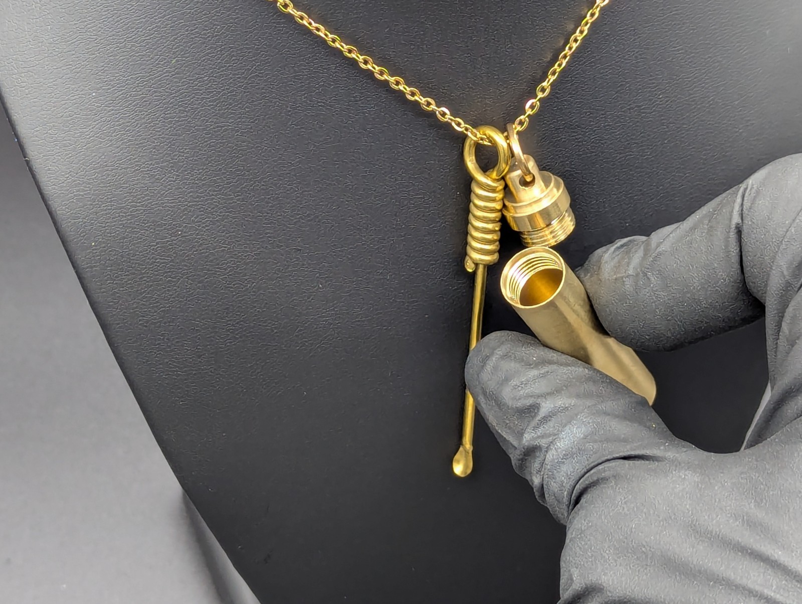 Gold Toned Spoon Pendant w/ Matching 22″ Chain & Large Brass Jar