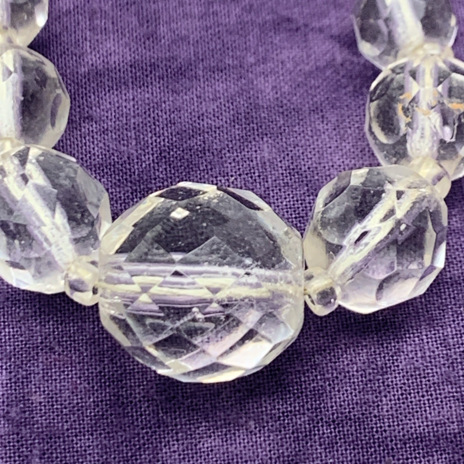 Vtg Glass Faceted Graduated 17.5″ Necklace w/ 925 Fish Hook Clasp