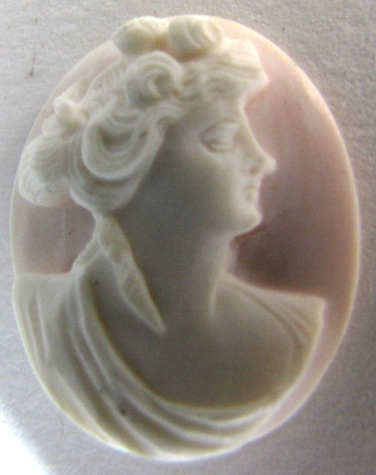 High Relief Conch Shell Cameo Lady Portrait Pink Hand Carved Loose 26mm