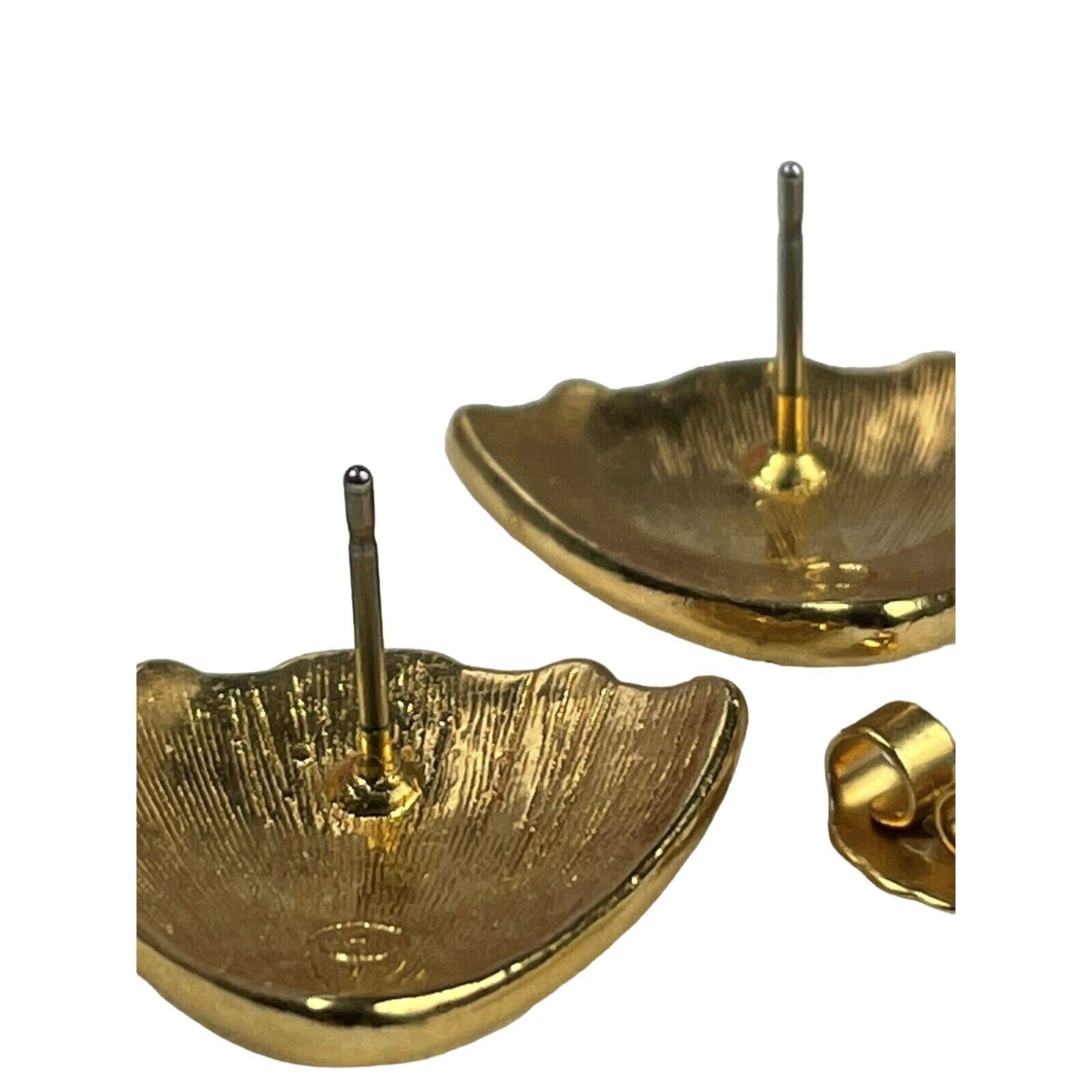 FABULOUS Off White Enamel And Gold Tone MODERNIST Triangular DESIGNER EARRINGS