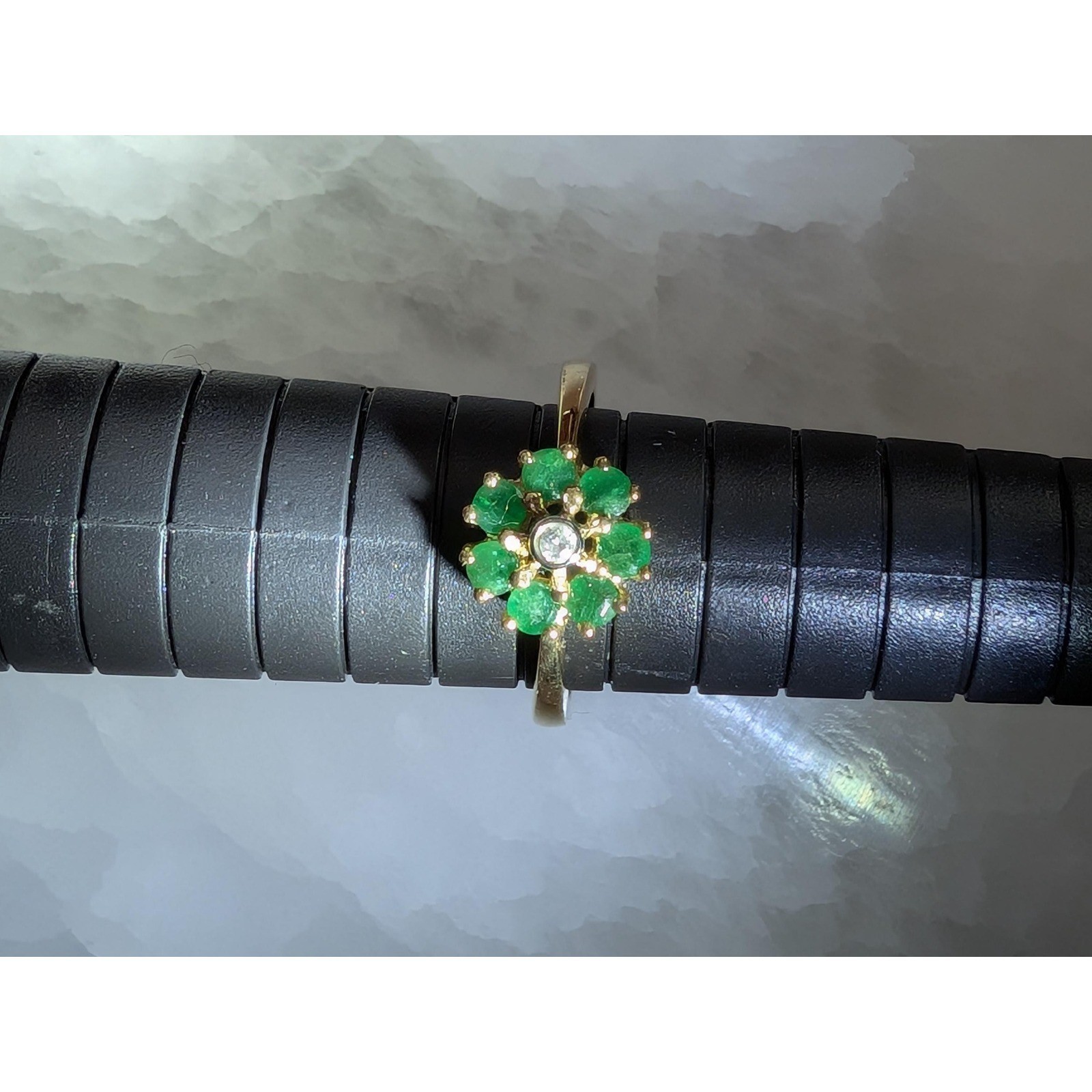 Vintage 18k Gold Emerald Ring Flower Estate Jewelry May Birthstone 6 3/4