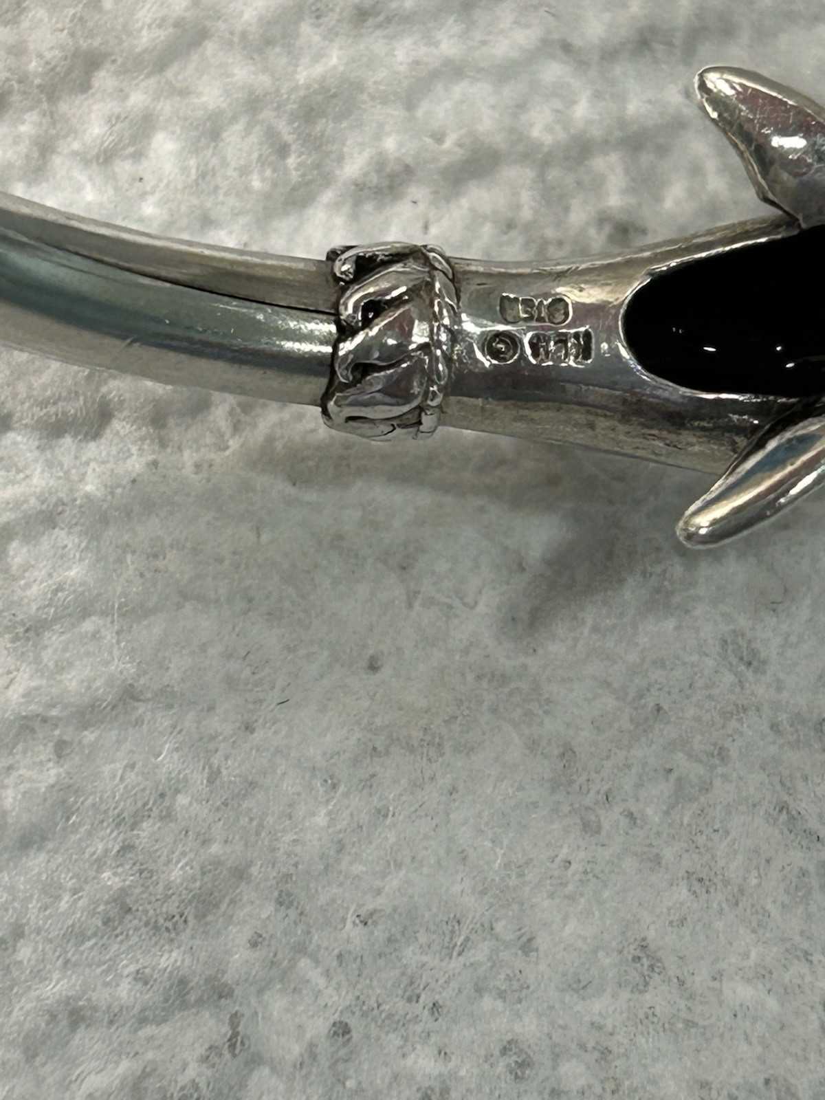 Kabana Signed KBN Sterling Silver Dolphin Wrap Bangle Tension Bracelet 18g