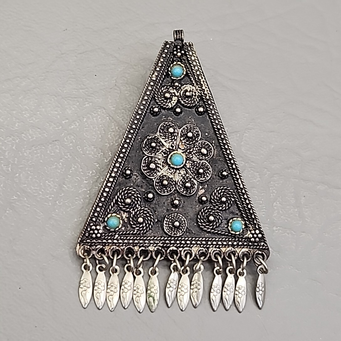 Vintage Triangle Pendant Filigree Cannetille Blue Glass Beads Silver Tone 2.5″