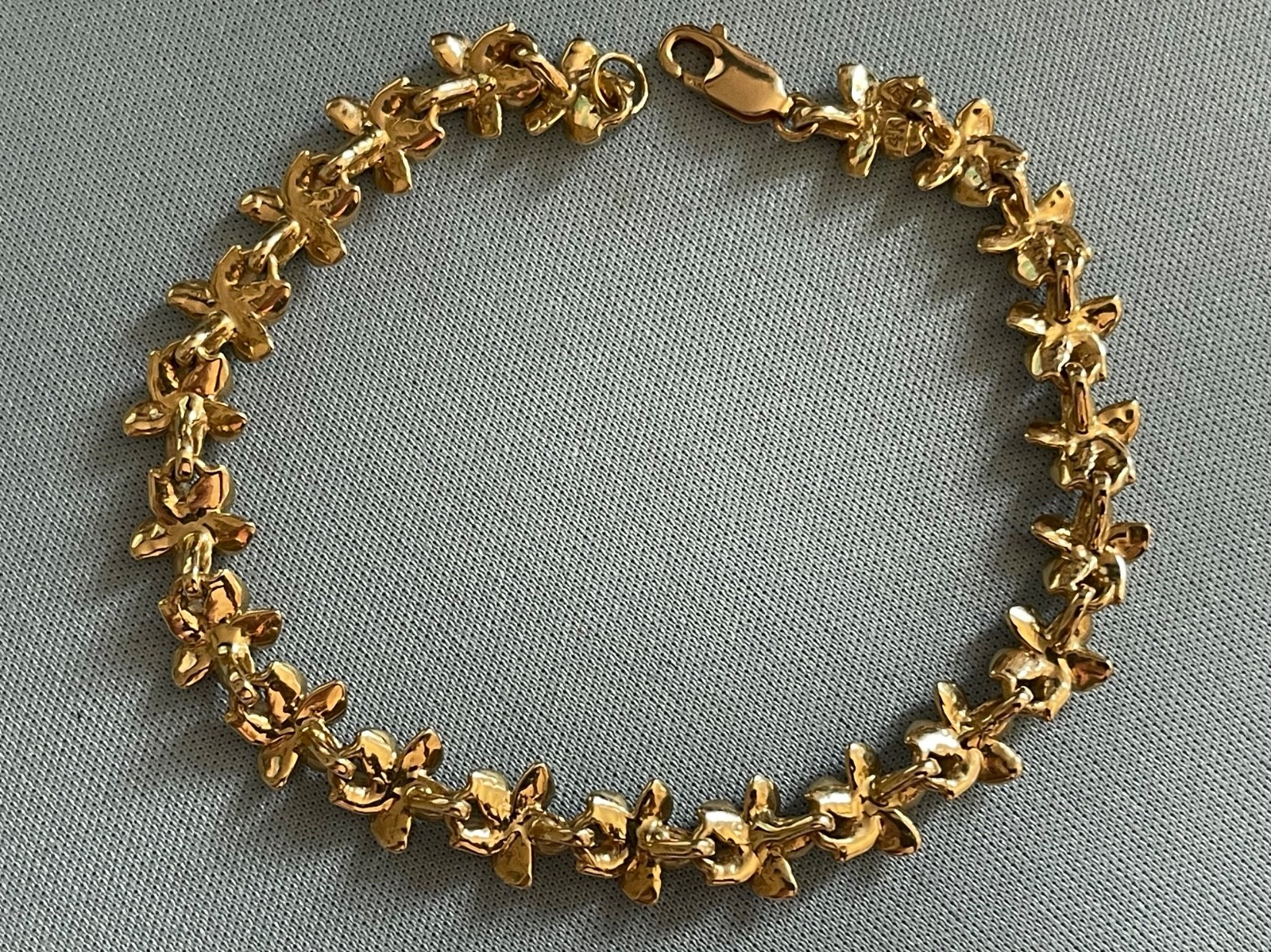 Vintage 14K Solid Yellow Gold Linked Plumeria Flowers 7″ Bracelet 10.5-11 Grams