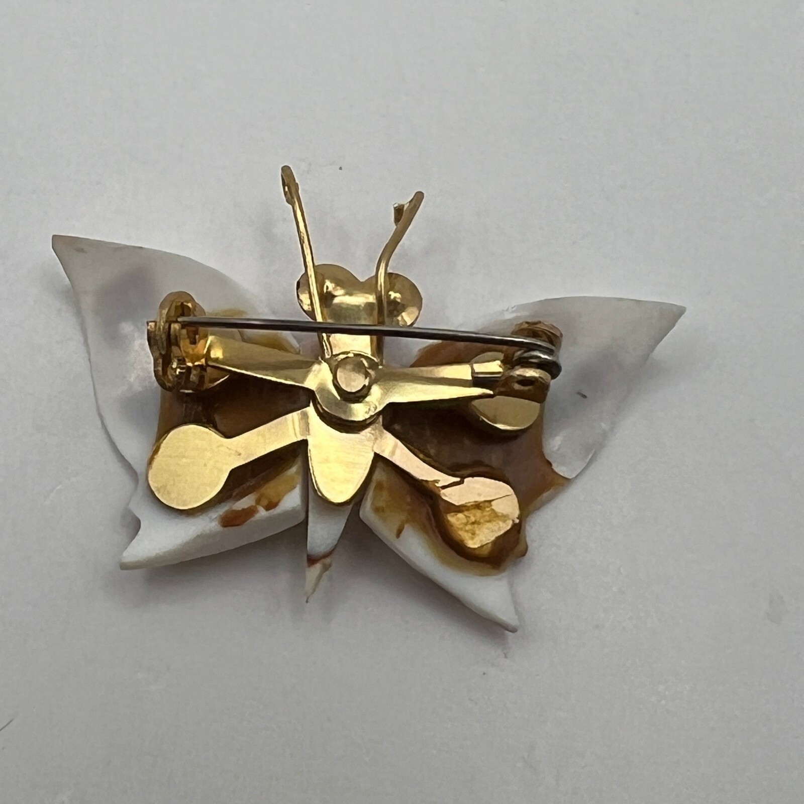 Vintage Shell Butterfly Brooch White Brown Gold Tone Seashell Pin