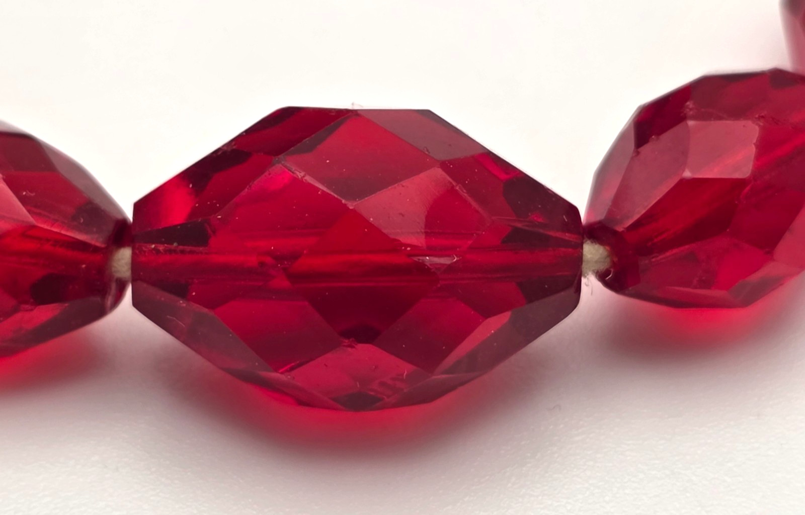 Vintage Czechoslovakia Red Faceted Crystal Glass Beaded Necklace 16″
