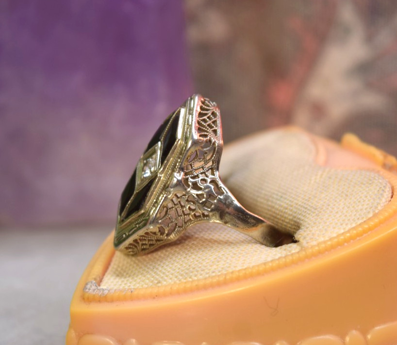 Antique Art Deco 14K White Gold Filigree Black Onyx Diamond Ring sz