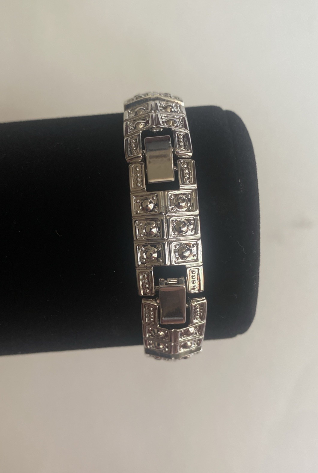 Camrose & Kross Jacqueline Kennedy Sapphire Silver Panel Chain Link Bracelet JBK