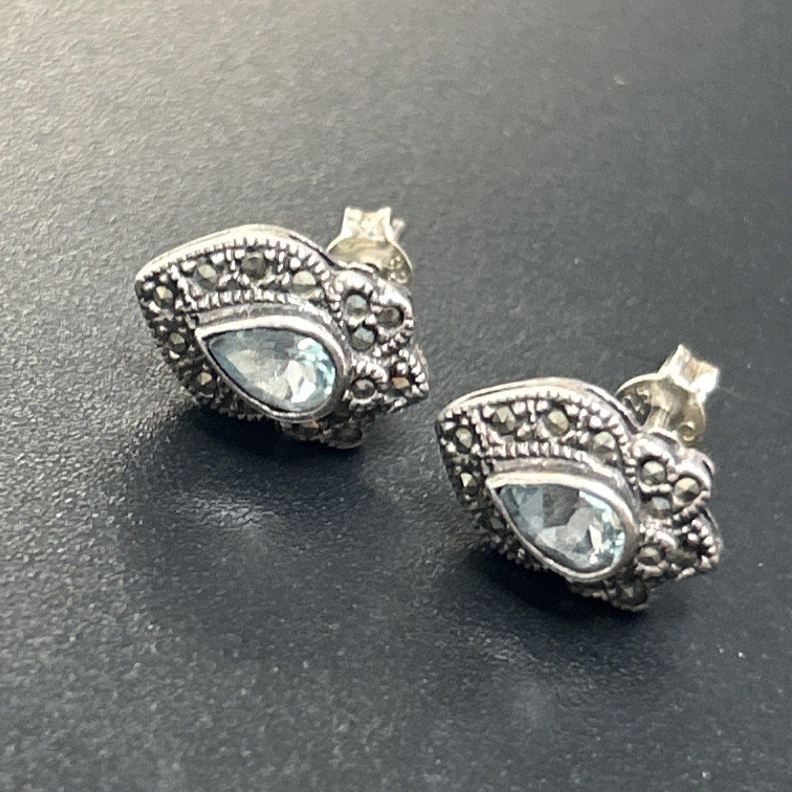 VTG CW Sterling Silver Marcasite Blue Topaz Stud Earrings 1/2” 3g