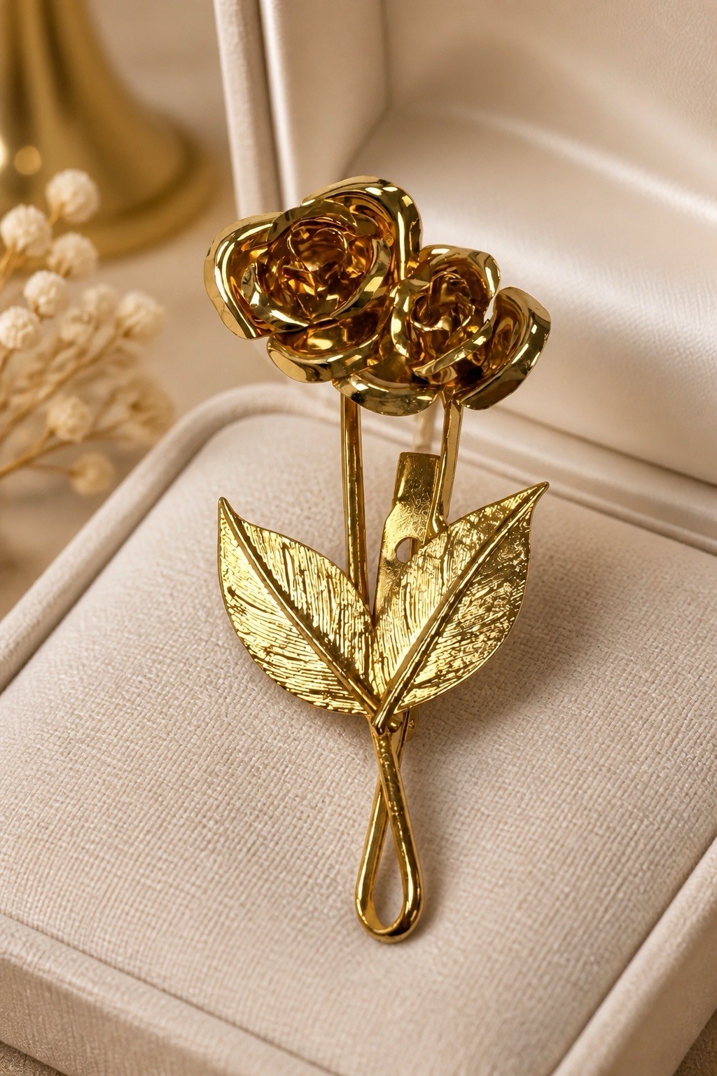 Vintage Gold Tone Two Rose Bud Bouquet Brooch Pin 2.5” Unmarked Textured Leaves