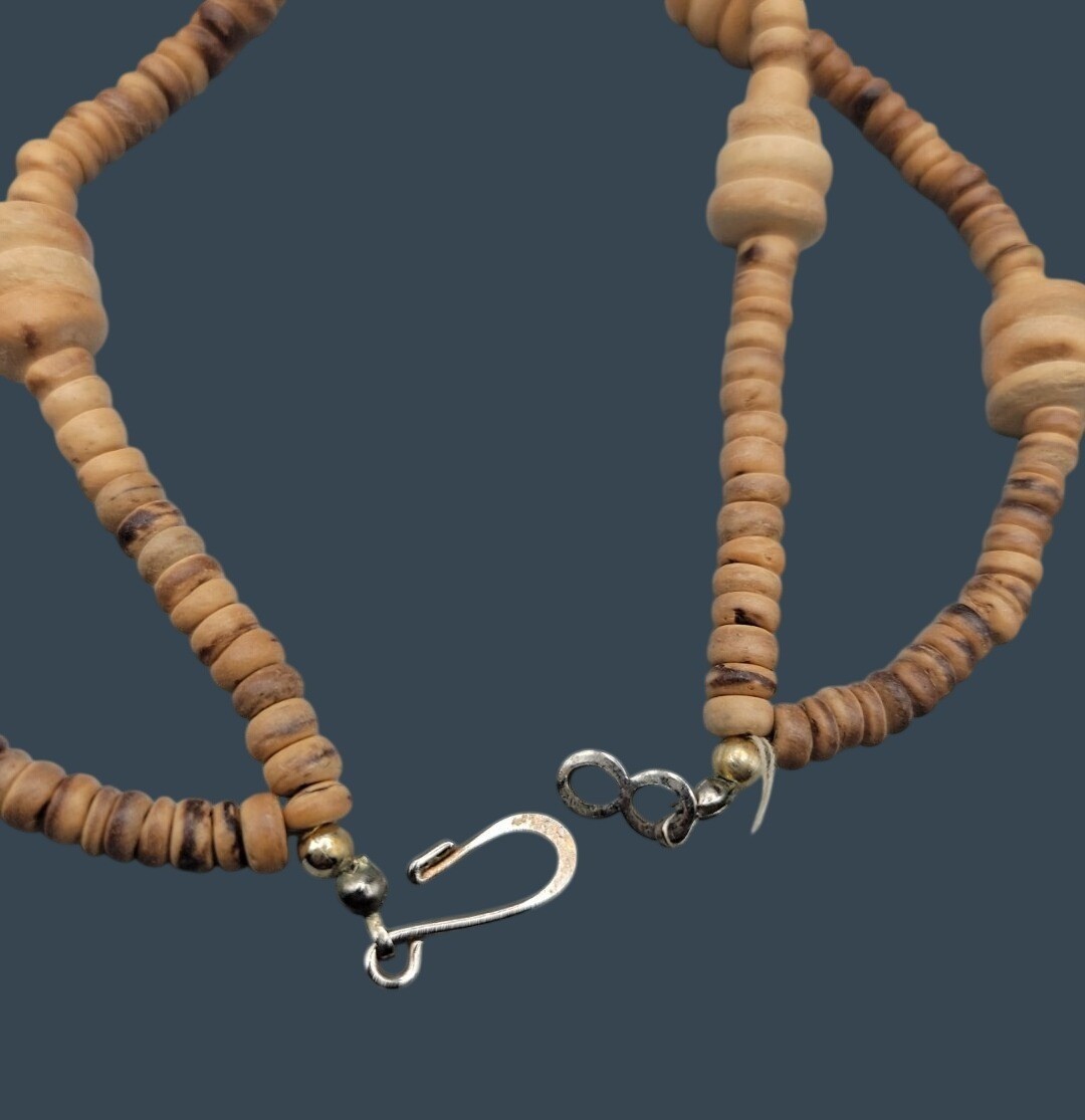 Vintage Double Strand Hand Carved Wooden Safari Animal 16″ Statement Necklace