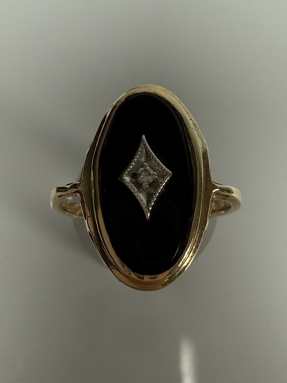 14k Yellow Gold Diamond Oval Black Onyx Size 7 Ring Art Deco