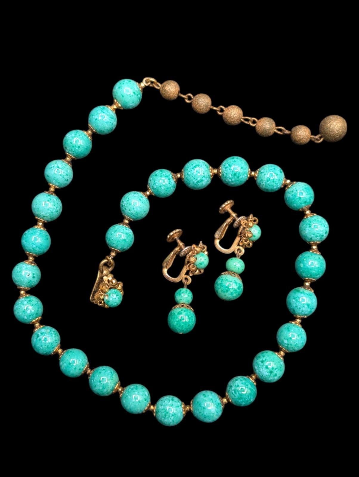 MIRIAM HASKELL Green Speckled Peking Faux Jade Glass Bead Necklace Earrings Set