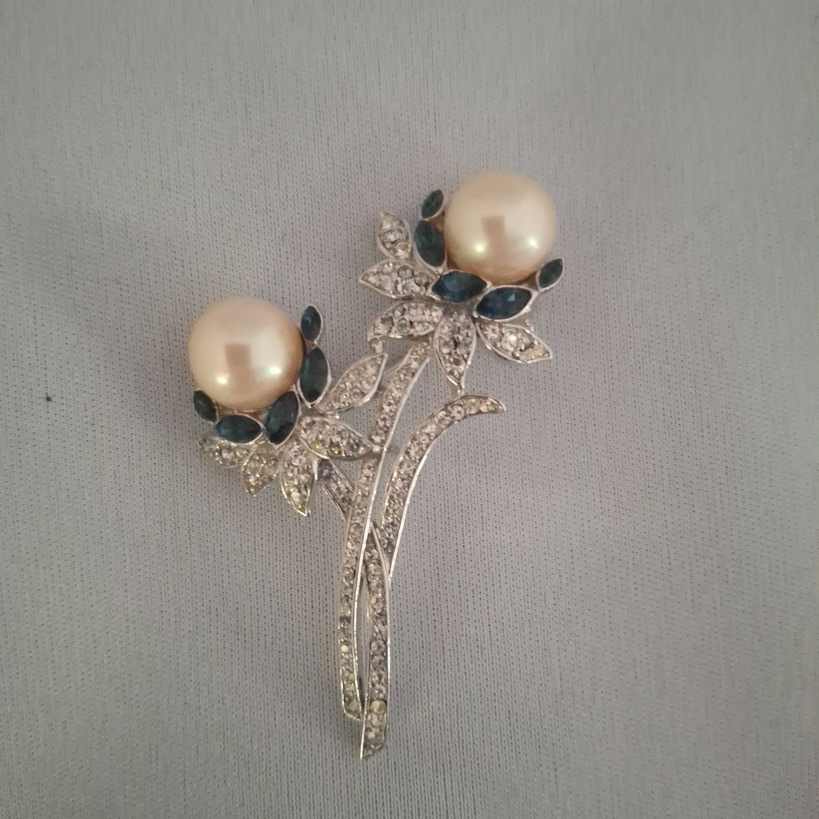 Vintage TRIFARI Silver tone Pearls Blue Crystals Flowers Pin Brooch
