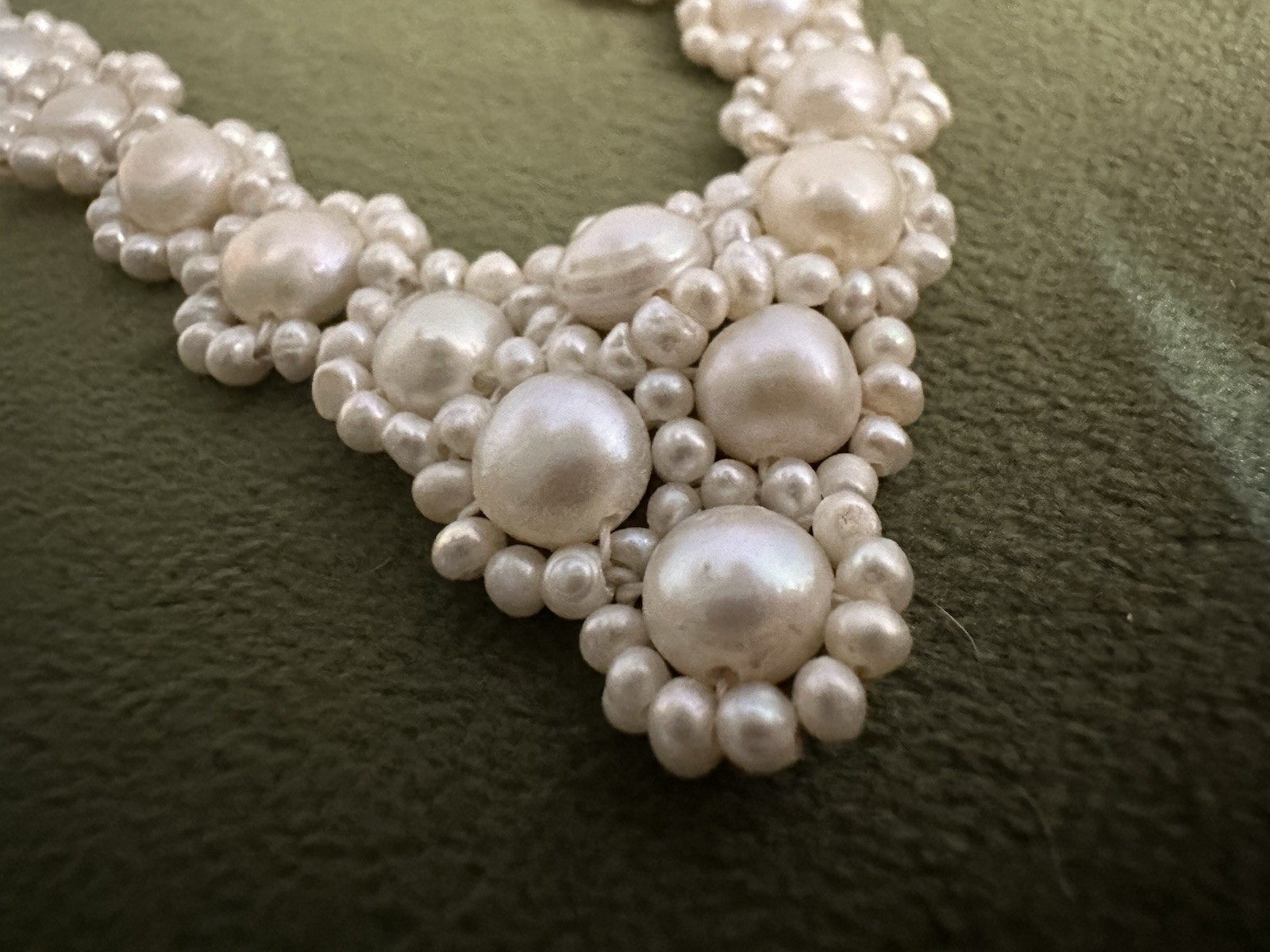 Vintage Handmade Pearl Beaded Statement Necklace – Elegant Bridal Jewelry