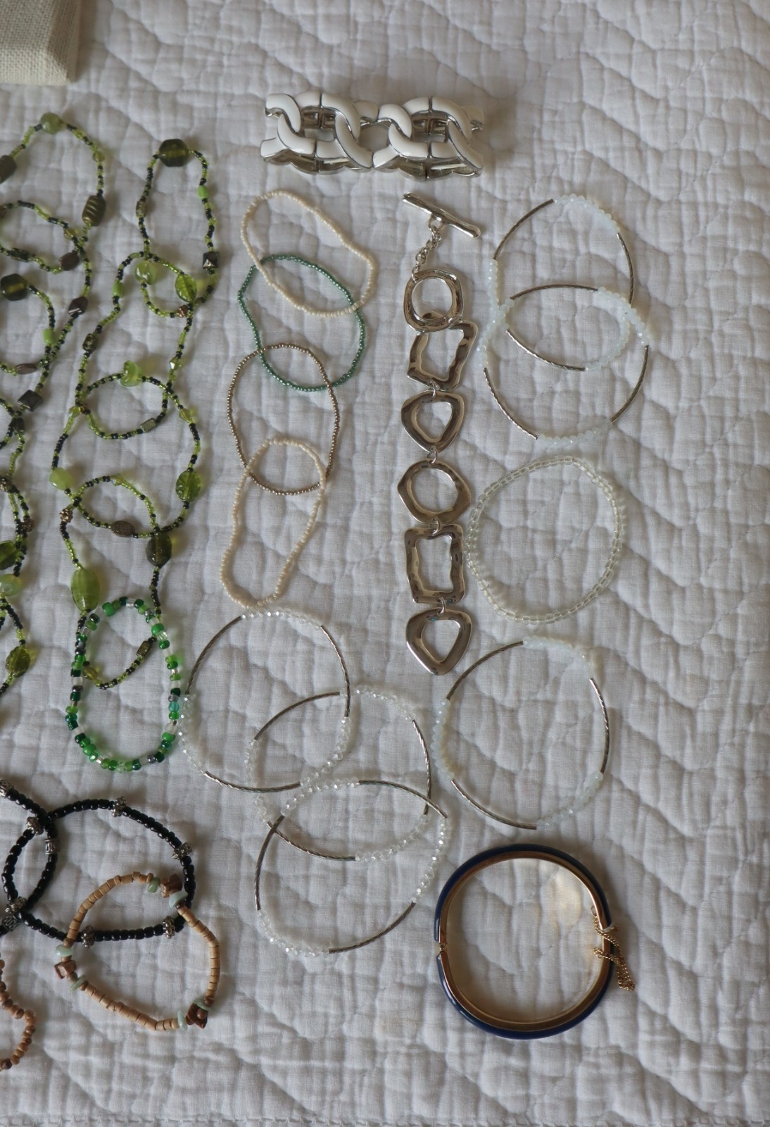 Mix Jewelry BRACELETS 66+ pc Lot, 3 Lbs,wearable, some with semi-precious stones