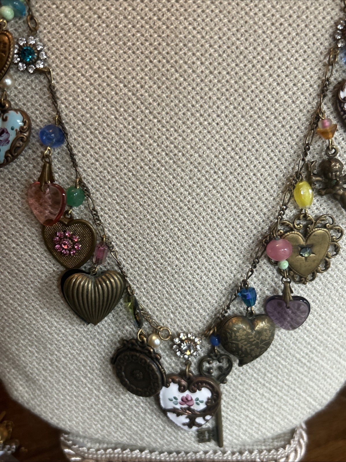 50. GLASS WORKS STUDIO Brass Multi Color Glass Heart Enamel Flower Necklace 33″