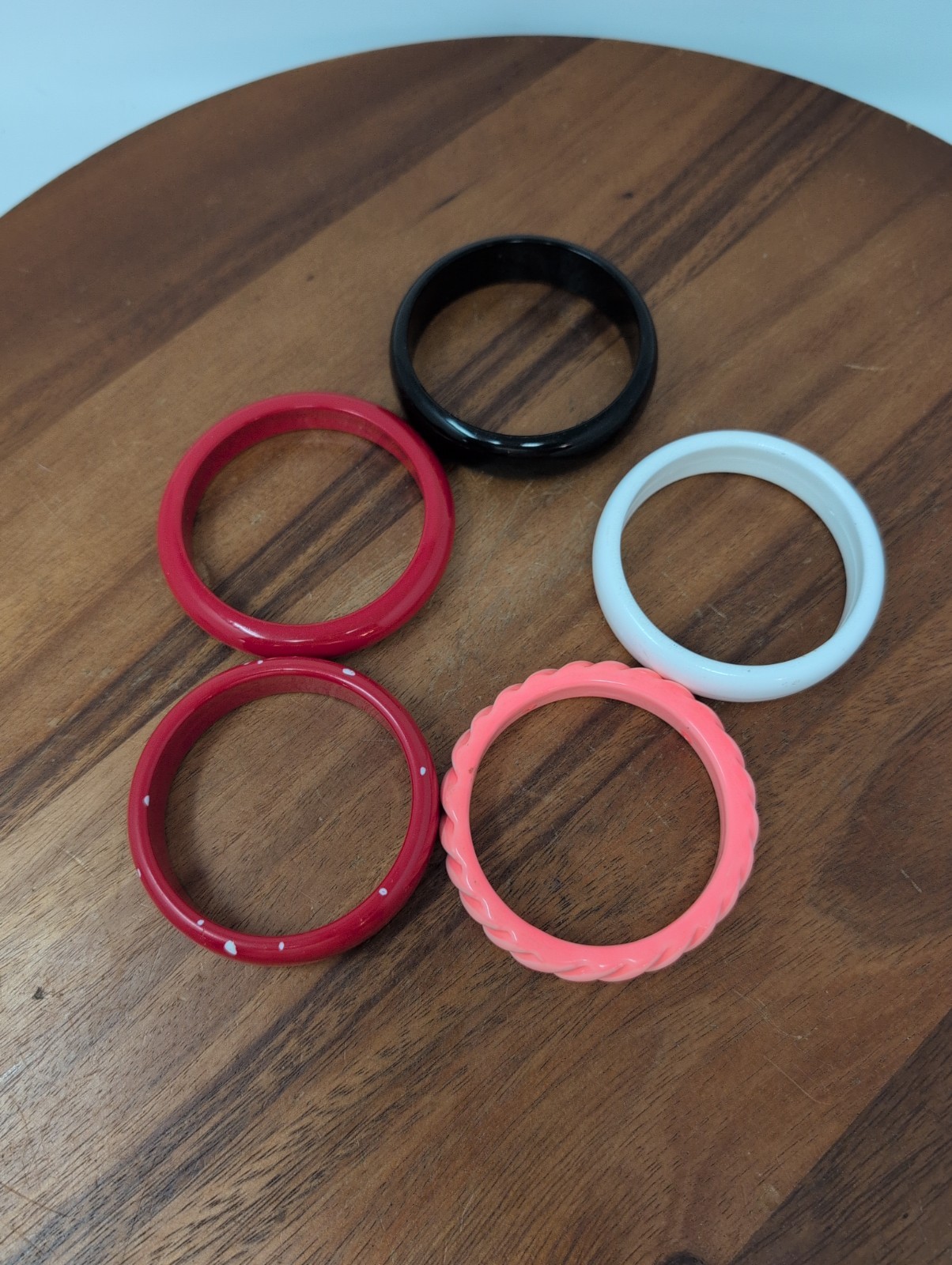 Lot Of Vintage Plastic Jewelry Six Necklaces And Five Bangles