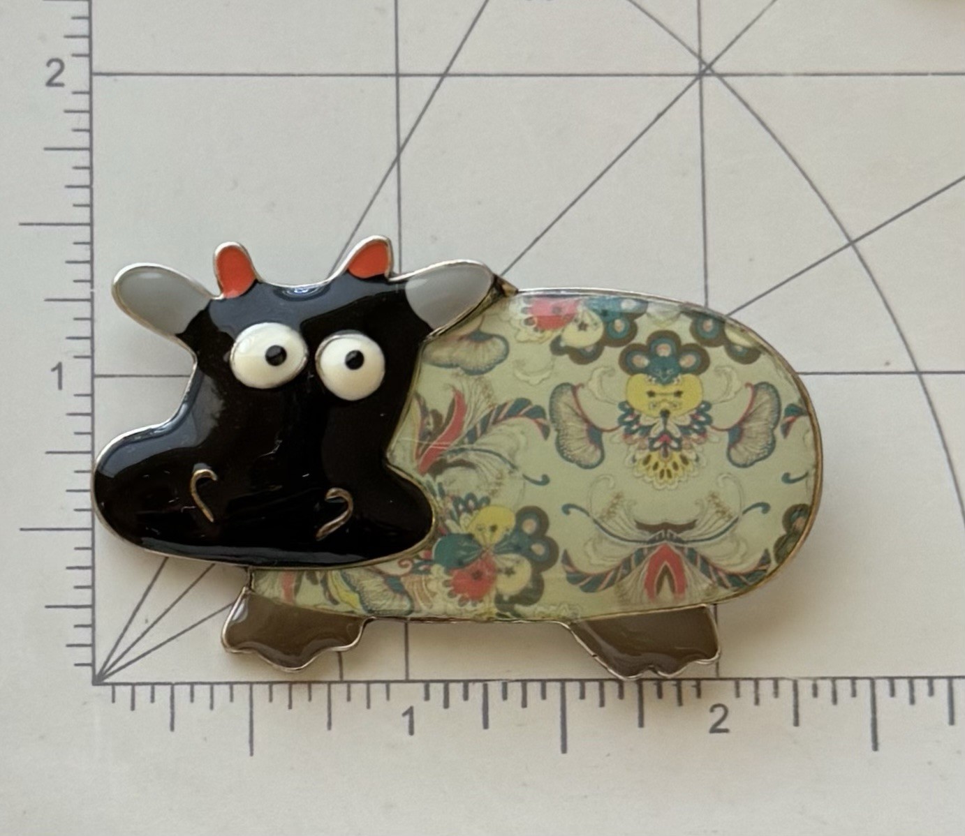 Cow brooch pin Enamel On Silver Tone Metal