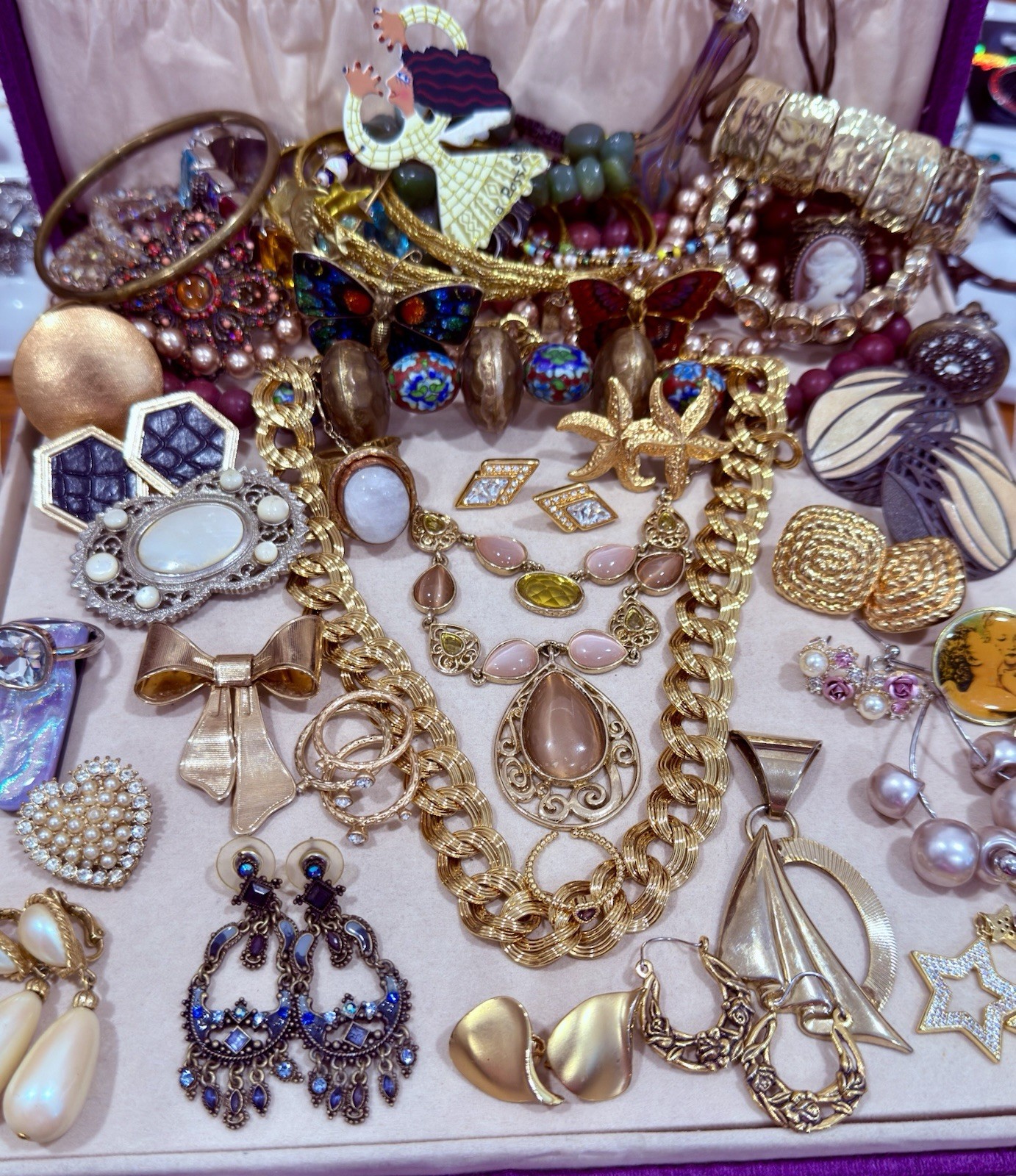 Vintage Estate Costume Jewelry Lot! AVON, MONET and more!