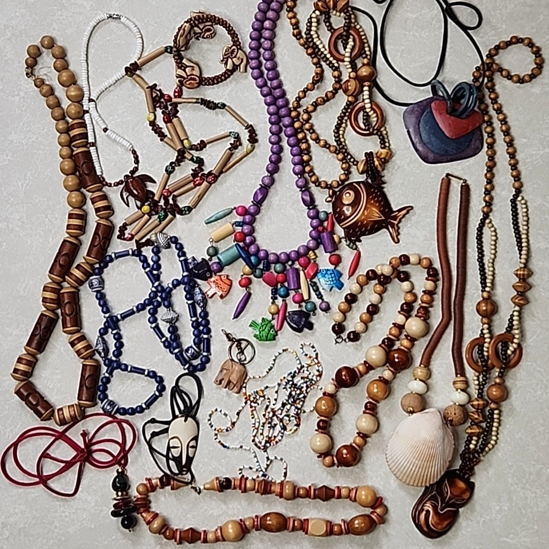 Vintage Wood Beaded Necklace Lot Shell Chunky Fish Raccoon Mask Ethnic