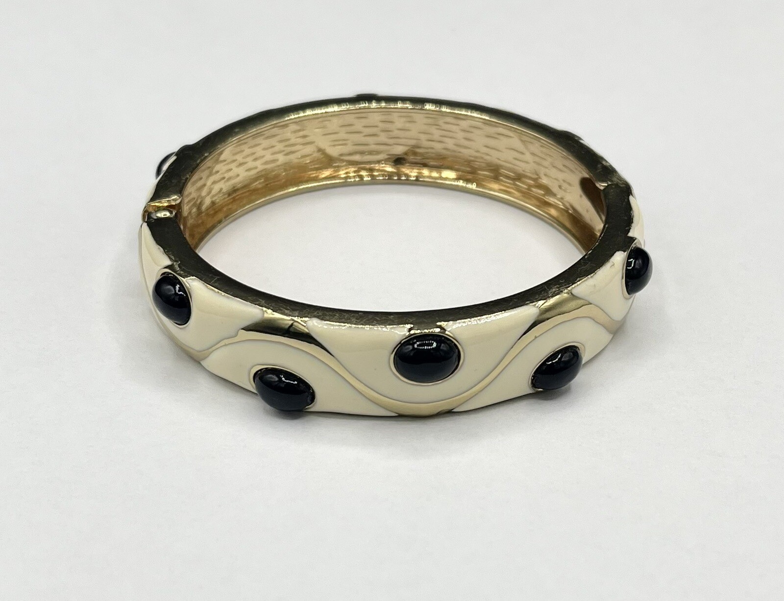 1980’s Enameled Bracelet Costume Jewelry Ivory Black Gold Tone Bangle Clamper 3”
