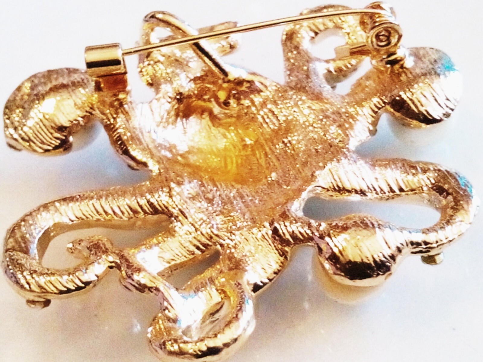 ENAMELED OCTOPUS BROOCH/PENDANT!Green Enameled, Clear Crystals, Imitation Pearls