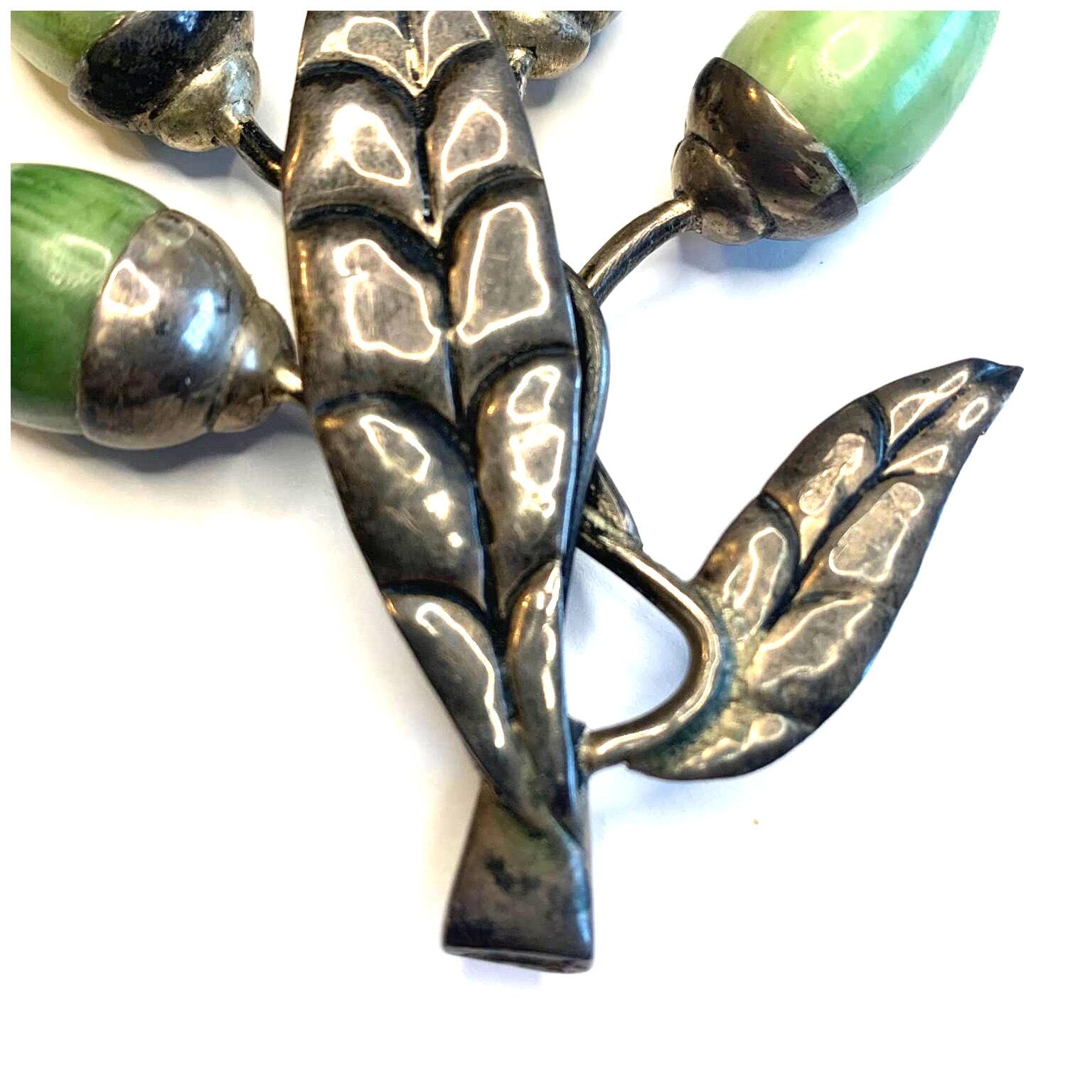 Vintage Mexico Silver and Green Agate Flower Bud Brooch Pin