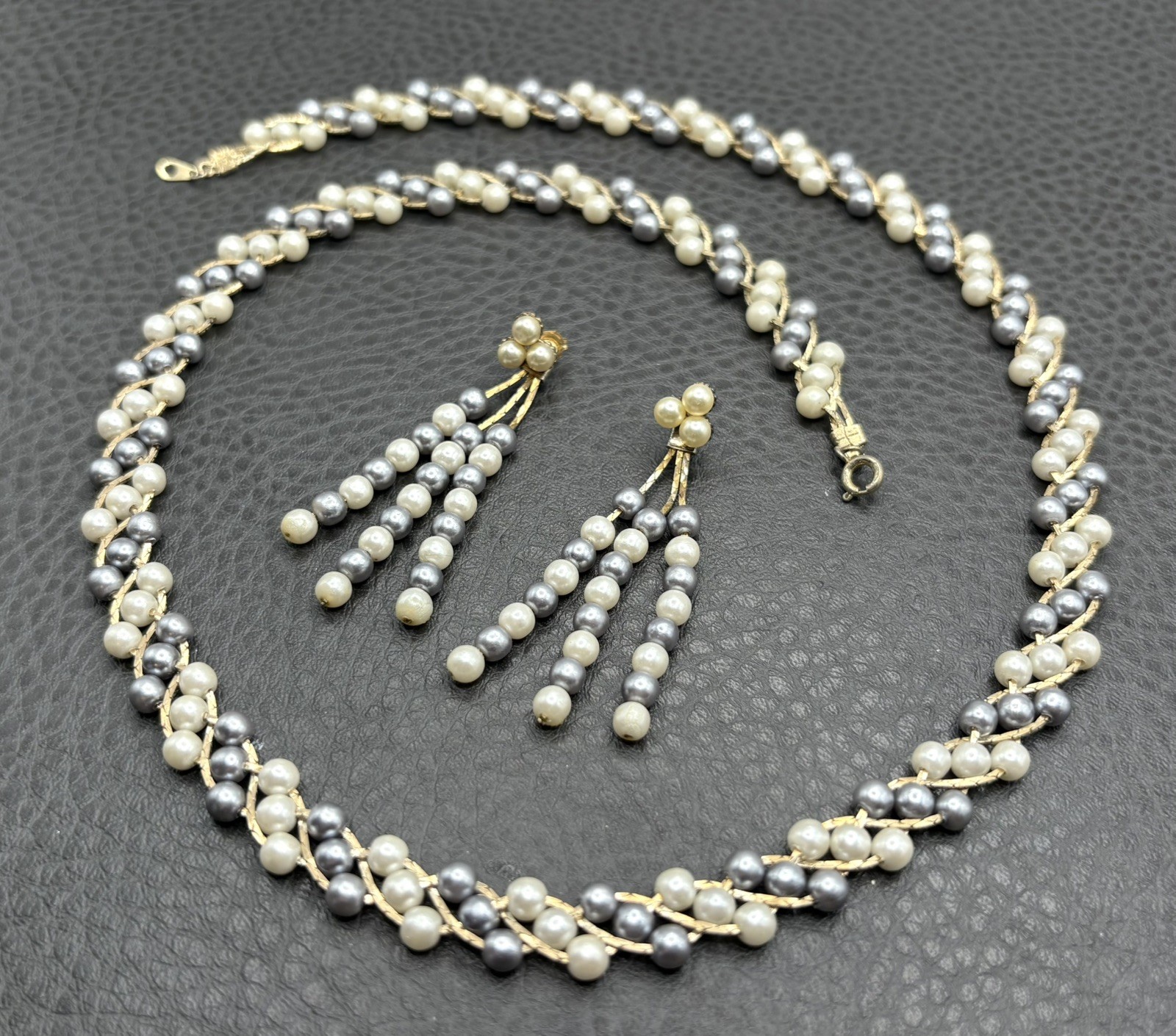 Vintage Imitation Pearl Gold Tone Necklace Pierced Dangle Fringe Earrings Set