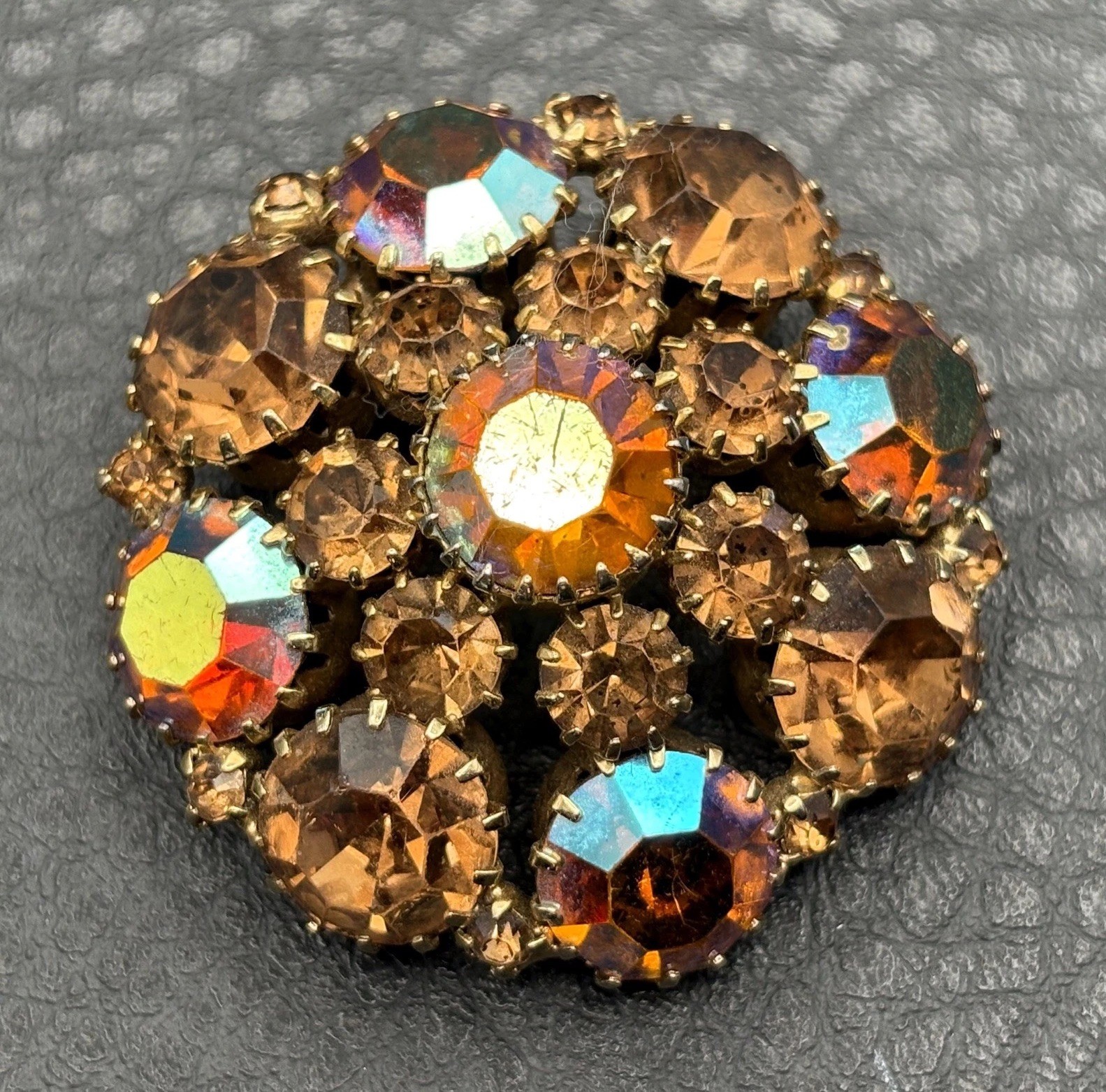 Weiss Vintage Peach Brown AB Aurora Borealis Rhinestone Domed Brooch Pin