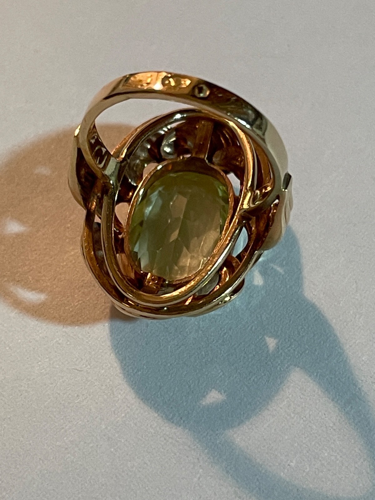 Vintage Mid Century 14k Yellow Gold Austrian Uranium Glass Cocktail Ring Size 5