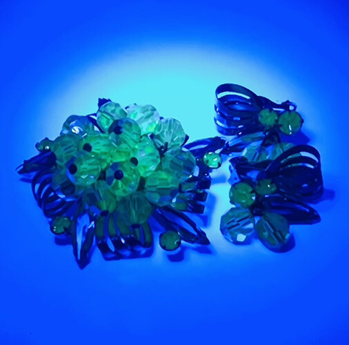 JULIANA Delizza Elster URANIUM GLASS Rhinestone Brooch Earrings Vintage Jewelry