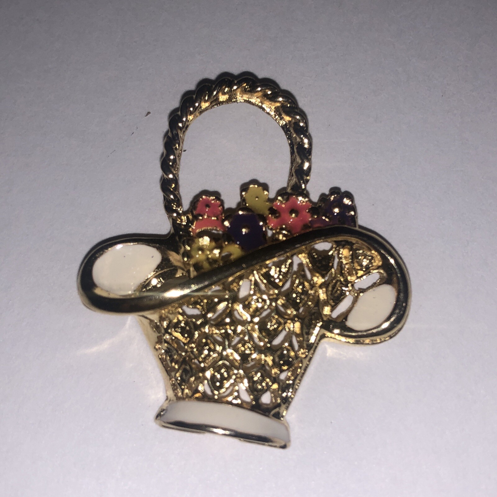 Vintage flower basket brooch pin gold toned multi color Gardener Floral