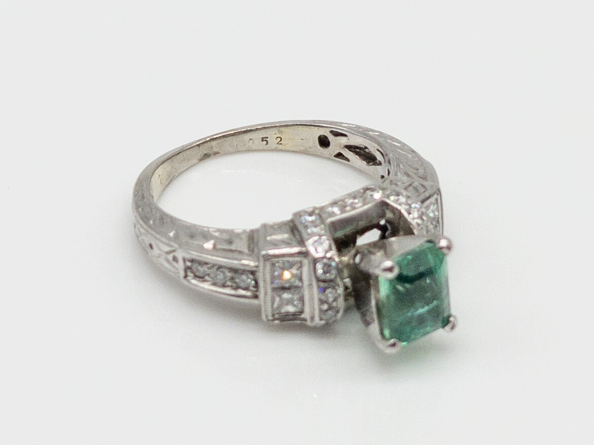Estate $3400 1.52ct Natural Emerald VS G Diamond Platinum Ring Band 4g