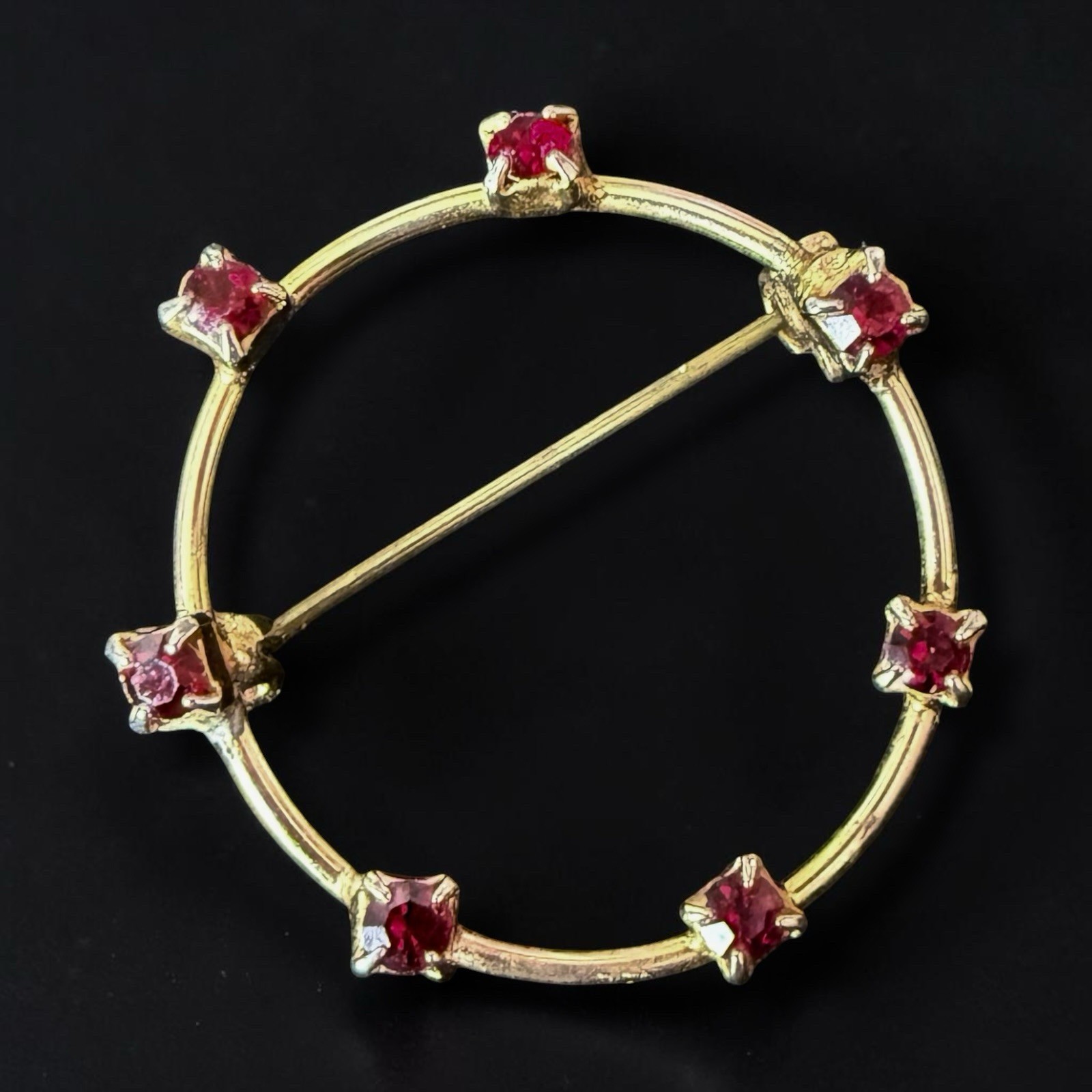 Rhinestone Brooch Vintage Red Circle Gold Tone Pin Mid Century 1950s