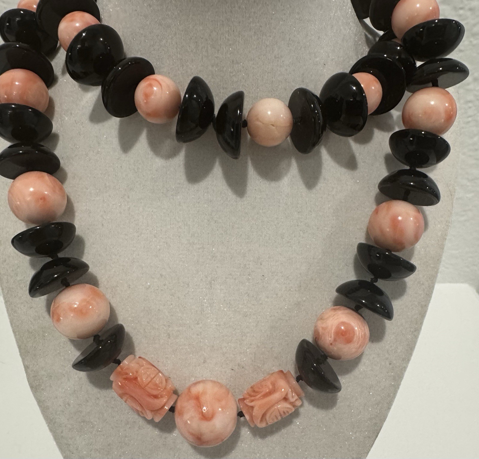 Elegant Estate AngelSkin Coral & Onyx Necklace No Clasp