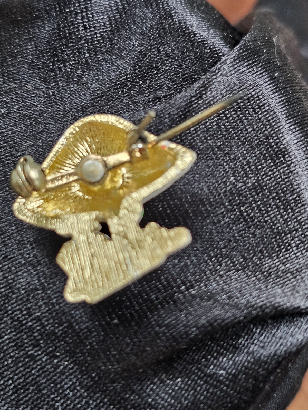 Vtg Painted Mushroom Brooch 3D Pin Man playing Accordion Signed Korea Whimsical