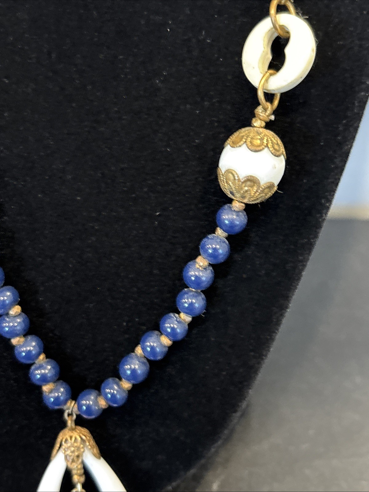 Miriam Haskell White Milk Blue Glass Plastic Beaded 19″ Necklace Patented Clasp