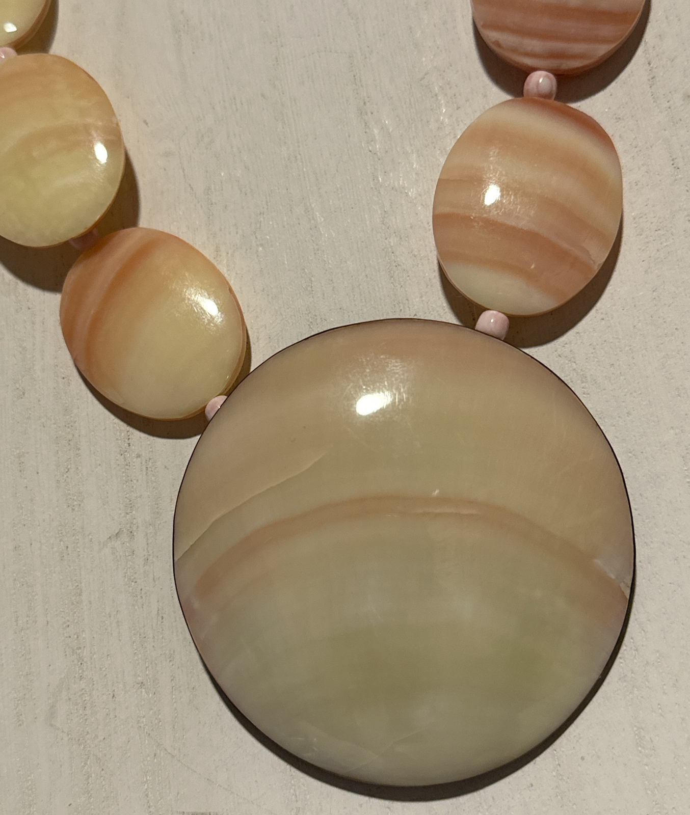 Vintage Agate Beaded Necklace w/ Brass Backed Pendant *SEE DESCRIPTION*