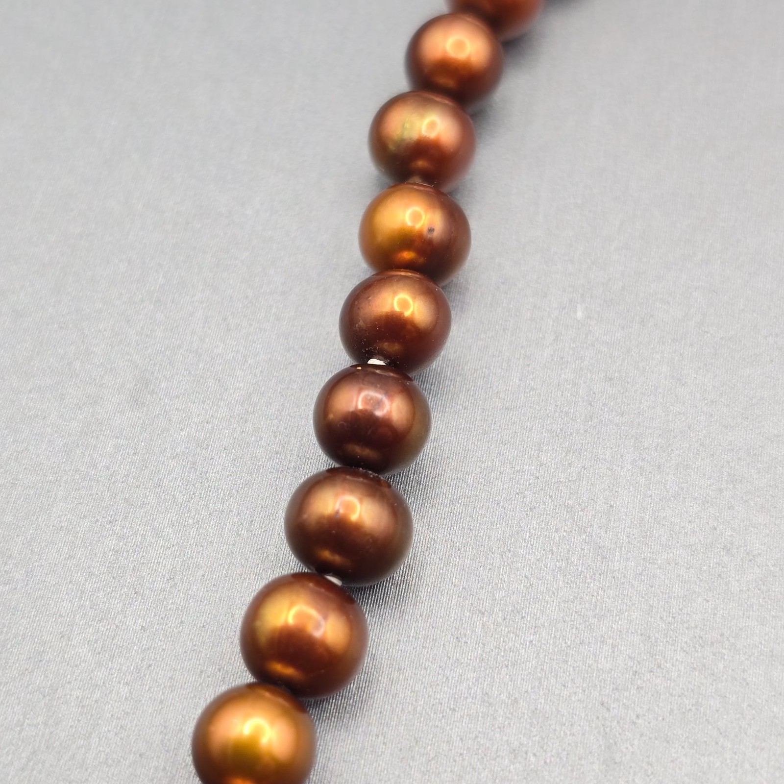 Vintage Bronze Cultured Pearl Necklace 10K Yellow Gold Clasp Hand Knotted 16″
