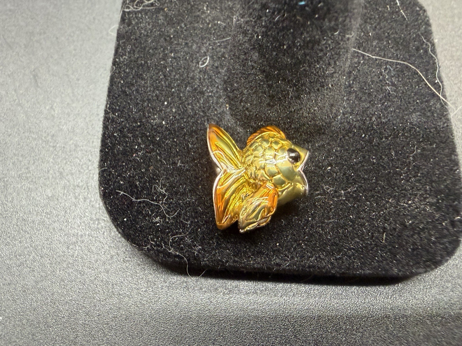 VTG Danbury Mint Charm Bracelet Bead Marked Slide On Charm Bead Goldfish