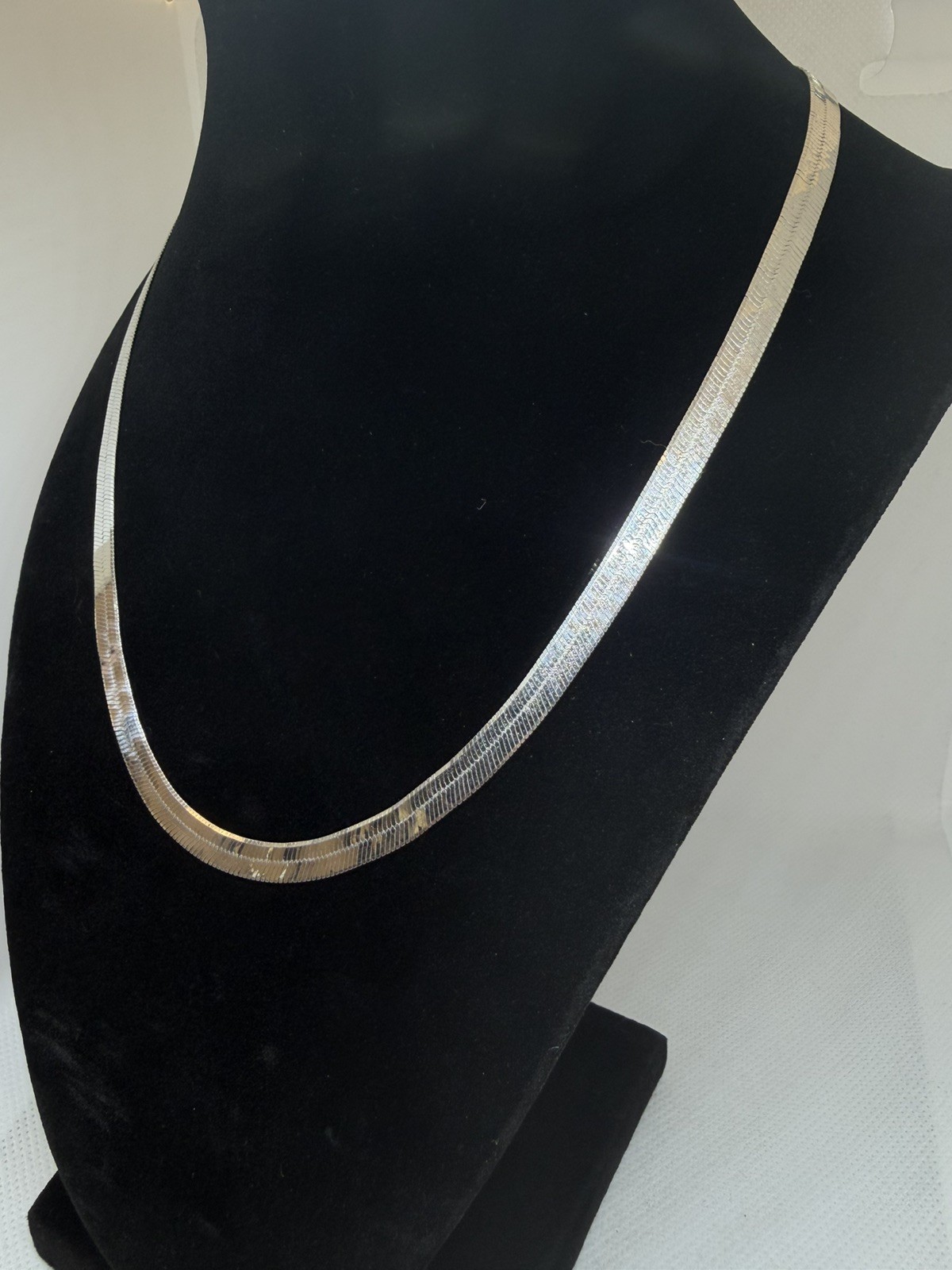 Vintage Italian Milor Herringbone 18″ 925 Silver Chain Necklace, 5.3mm, 12.33g
