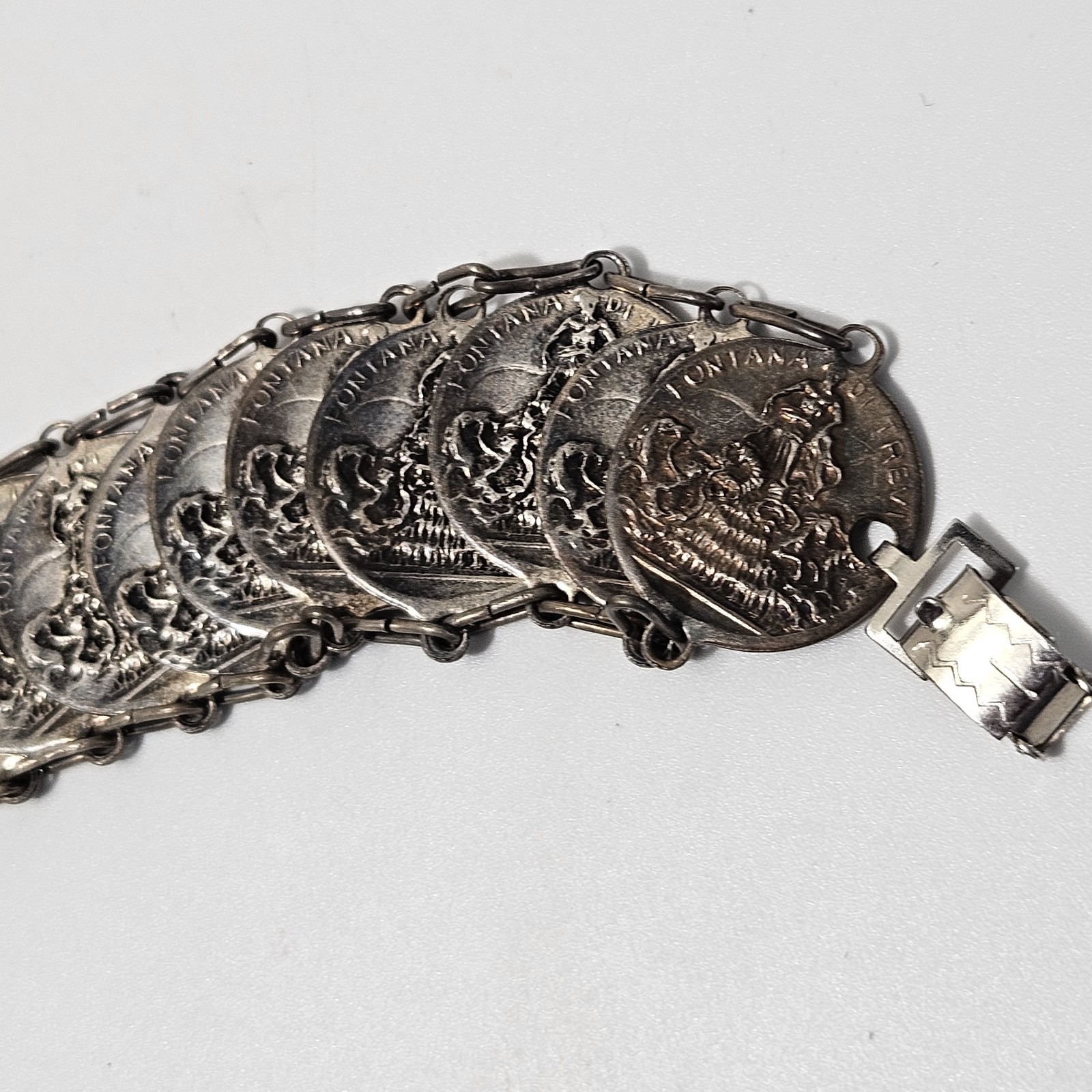 Vintage Roma Rome Coin Link Bracelet Fold Over Clasp 7″
