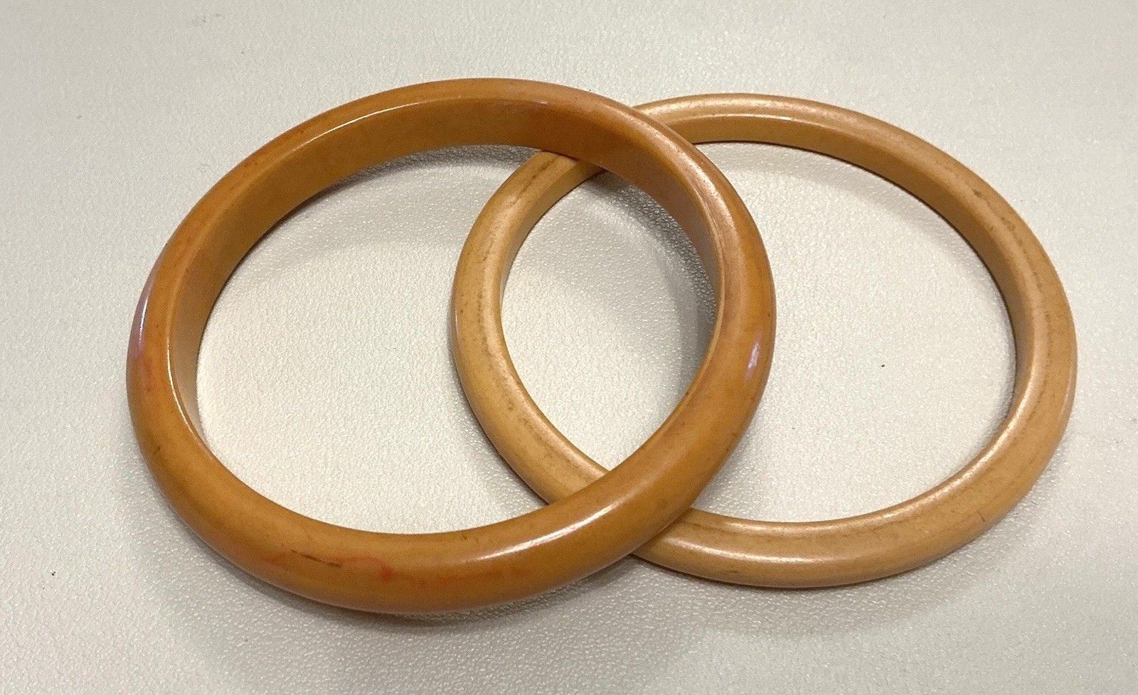 Butterscotch/Carmel Bakelite Bangle Style Bracelets Set of 2 1930s-1950s Tested