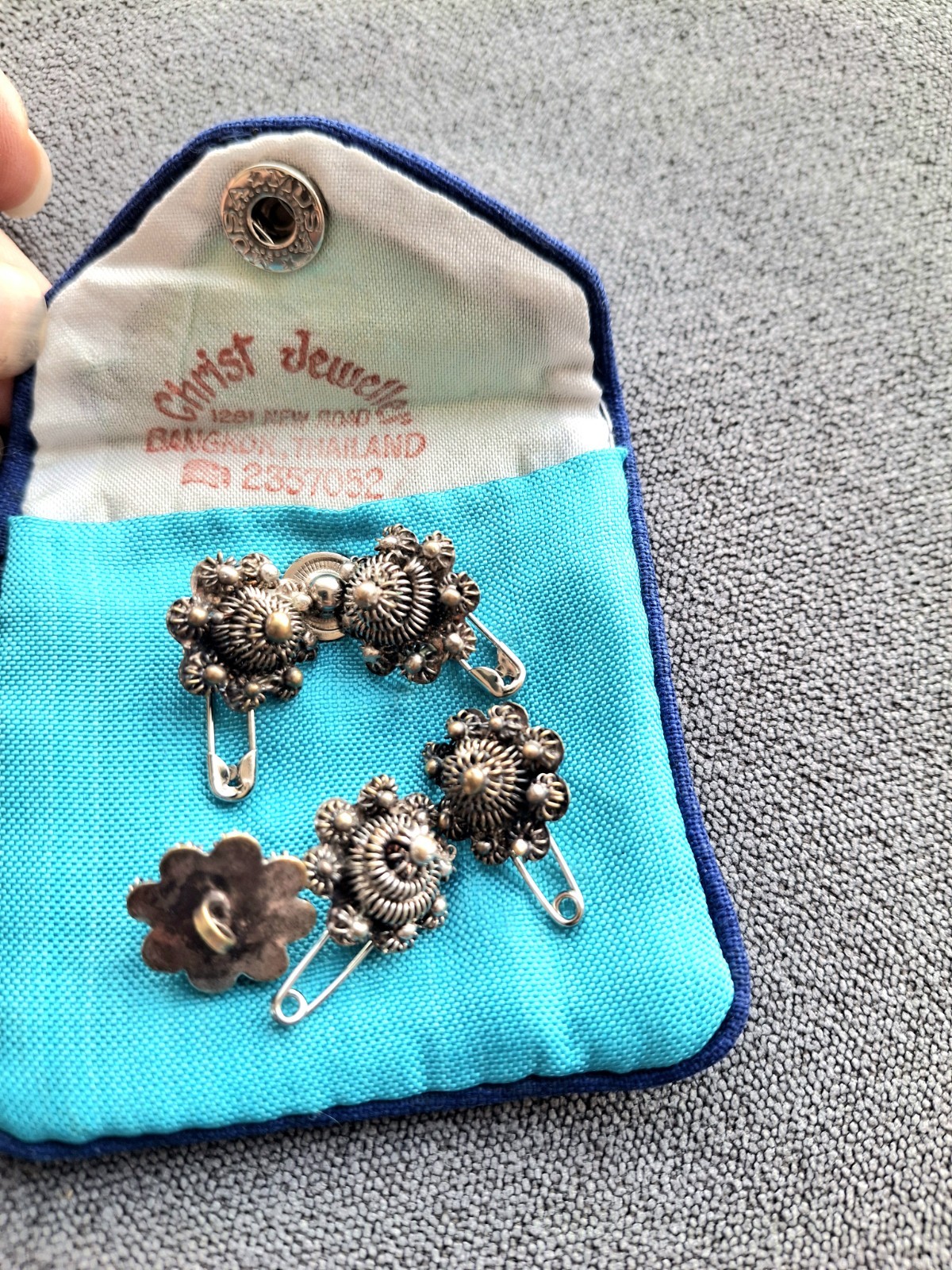 Vtg Thai Cannetille Intricate Filigree Flower Sterling Silver Button Set + Pouch