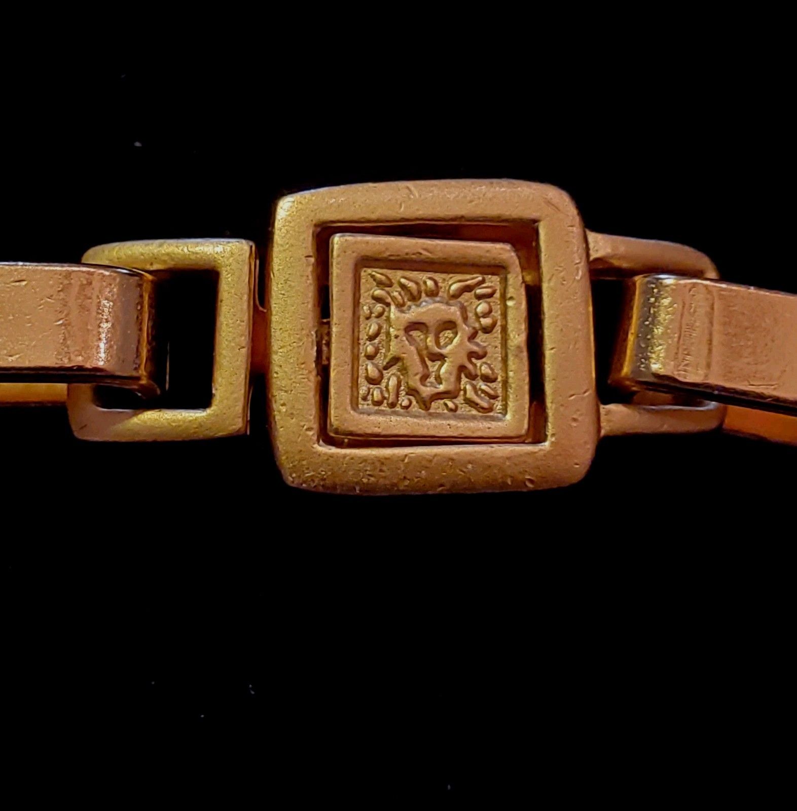 ANNE KLEIN Vtg Necklace, Gold Plated, Rectangular Links, Logo Toggle Closure