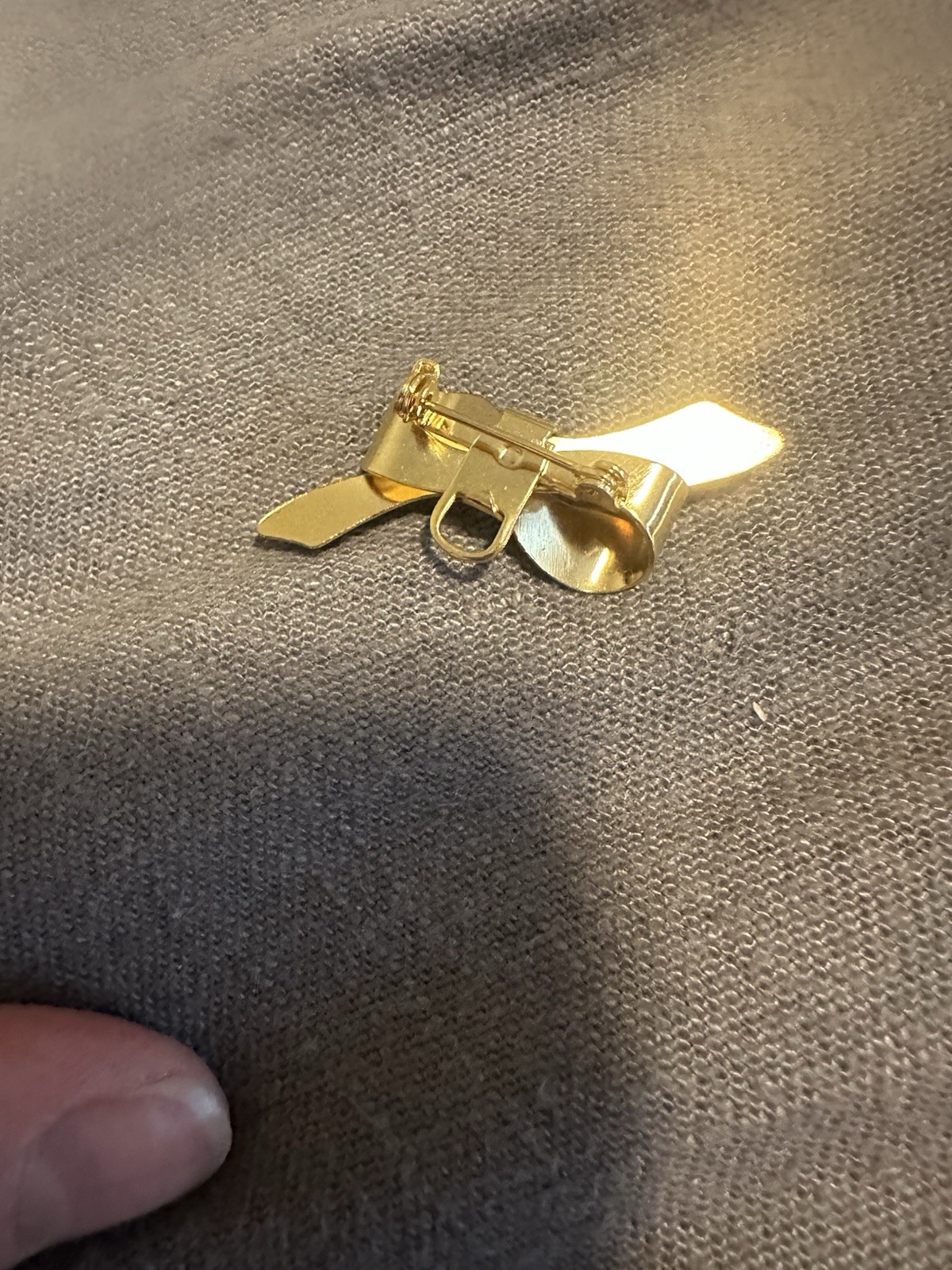 Vintage Gold Tone Ribbon Bow