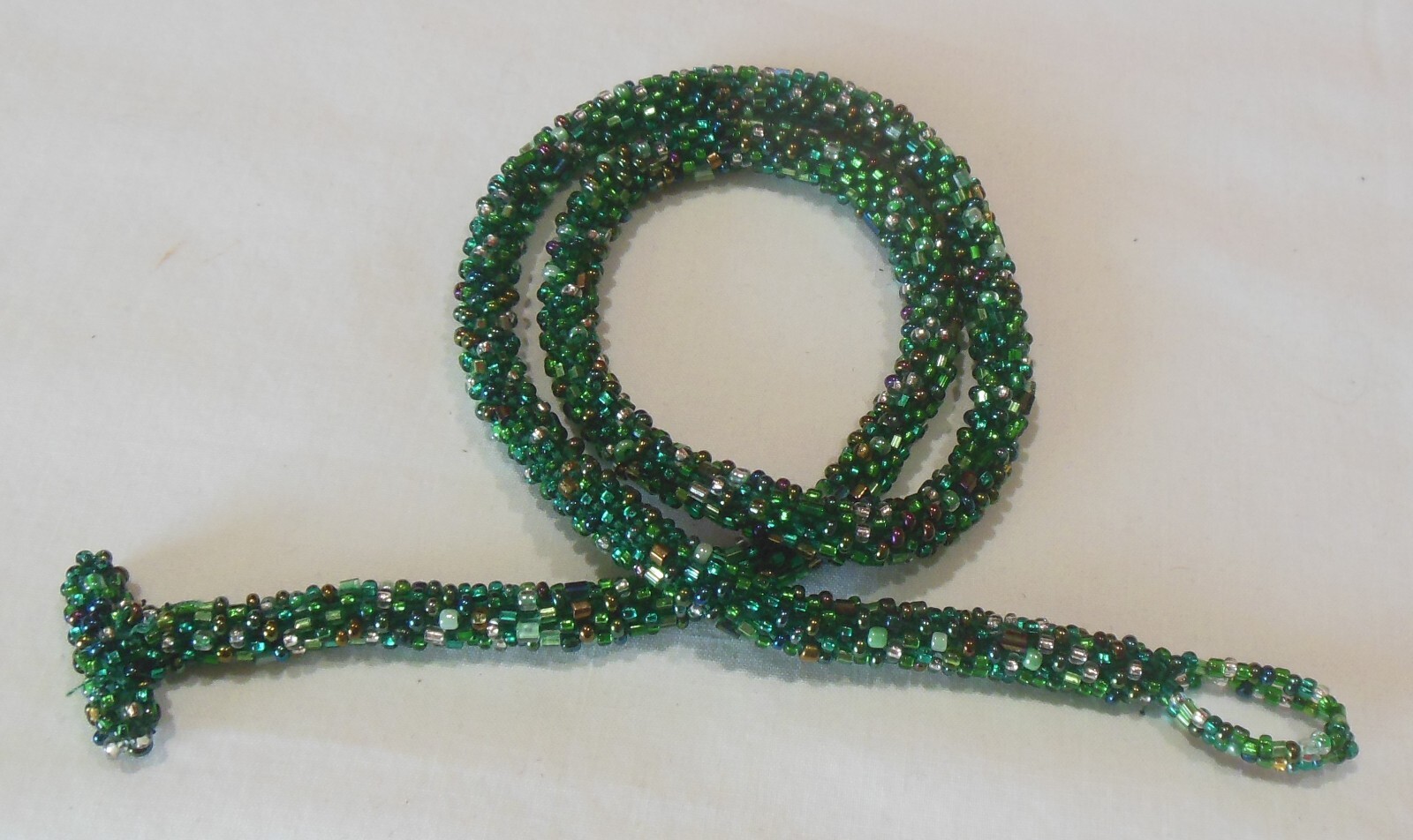 Green Seed Bead Single Strand Rope Necklace 20 Inch