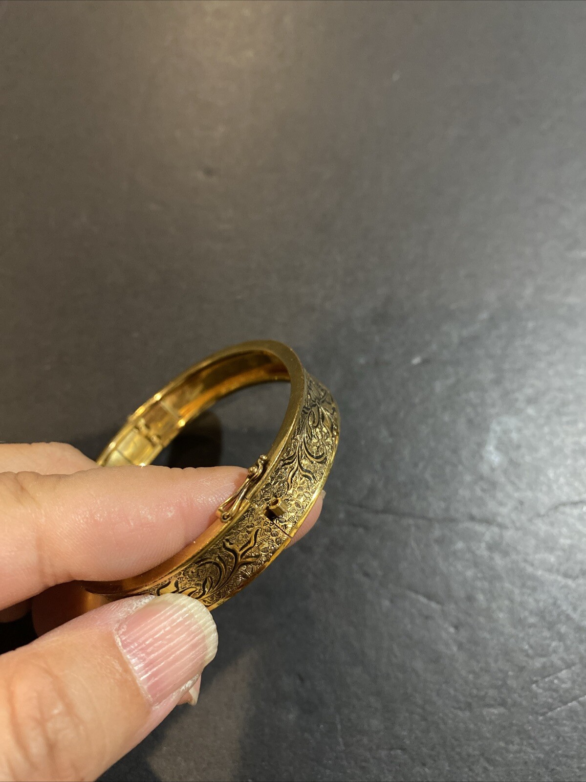 Vintage Signed RINE Yellow Gold Filled Etched Bangle Bracelet